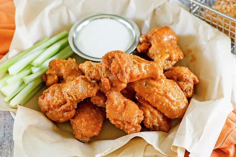 Hooters Wings - Easy Copycat Recipe