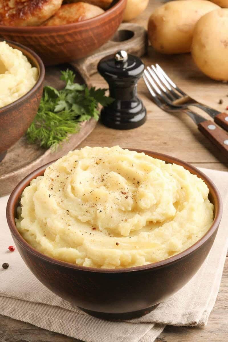 Classic Homemade Mashed Potatoes: Creamy Comfort Perfection