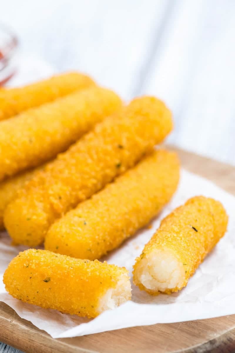 Smoked Mozzarella Cheese Sticks Recipe