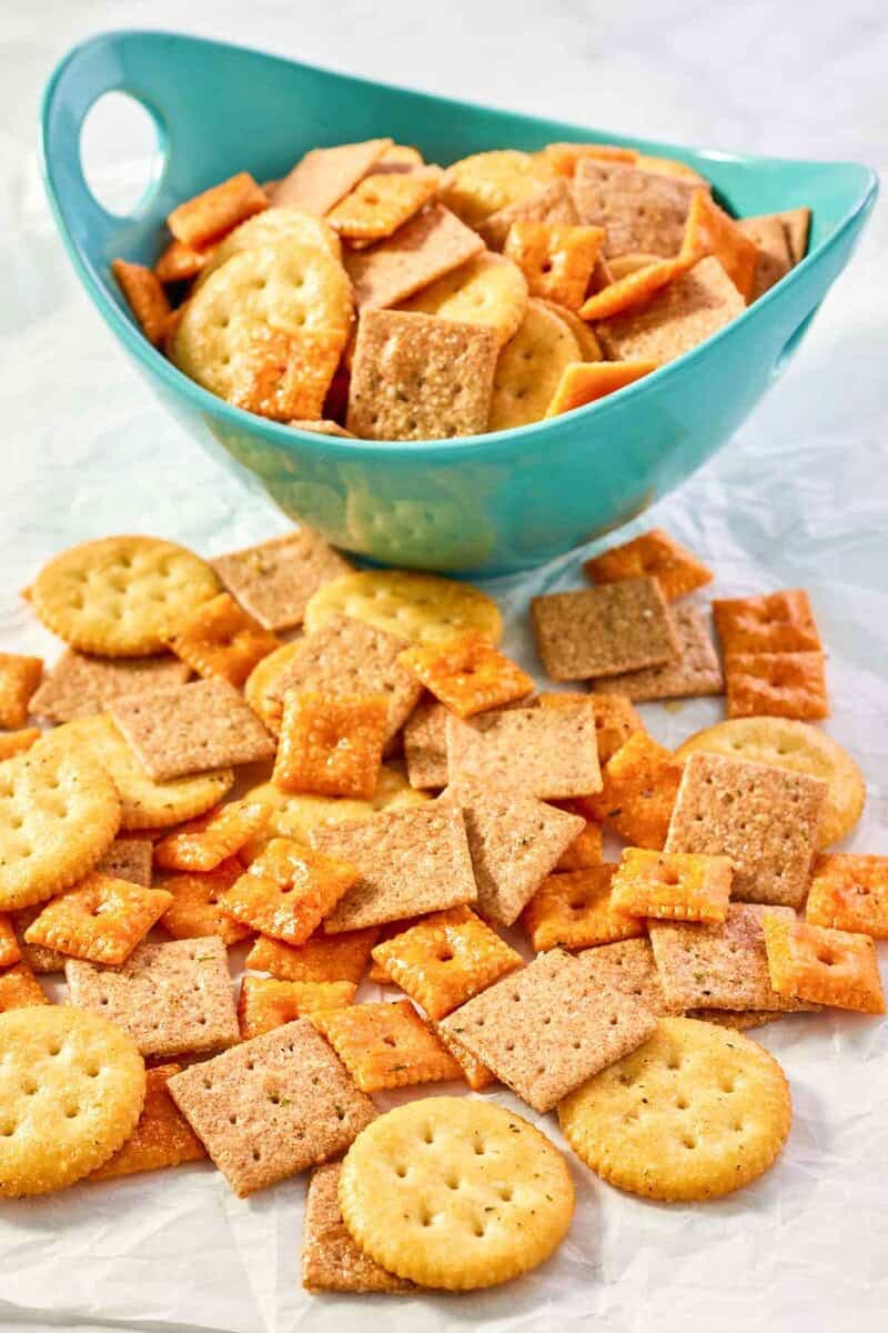 Homemade Seasoned Crackers Party Mix