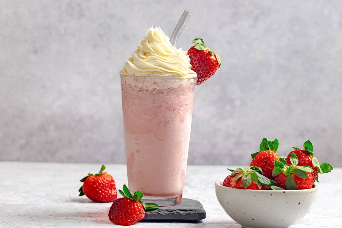 Starbucks Strawberry Creme Frappuccino Copycat