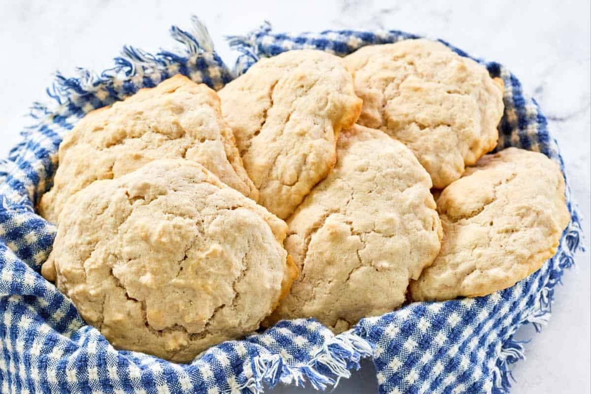 3-Ingredient Beer Biscuits