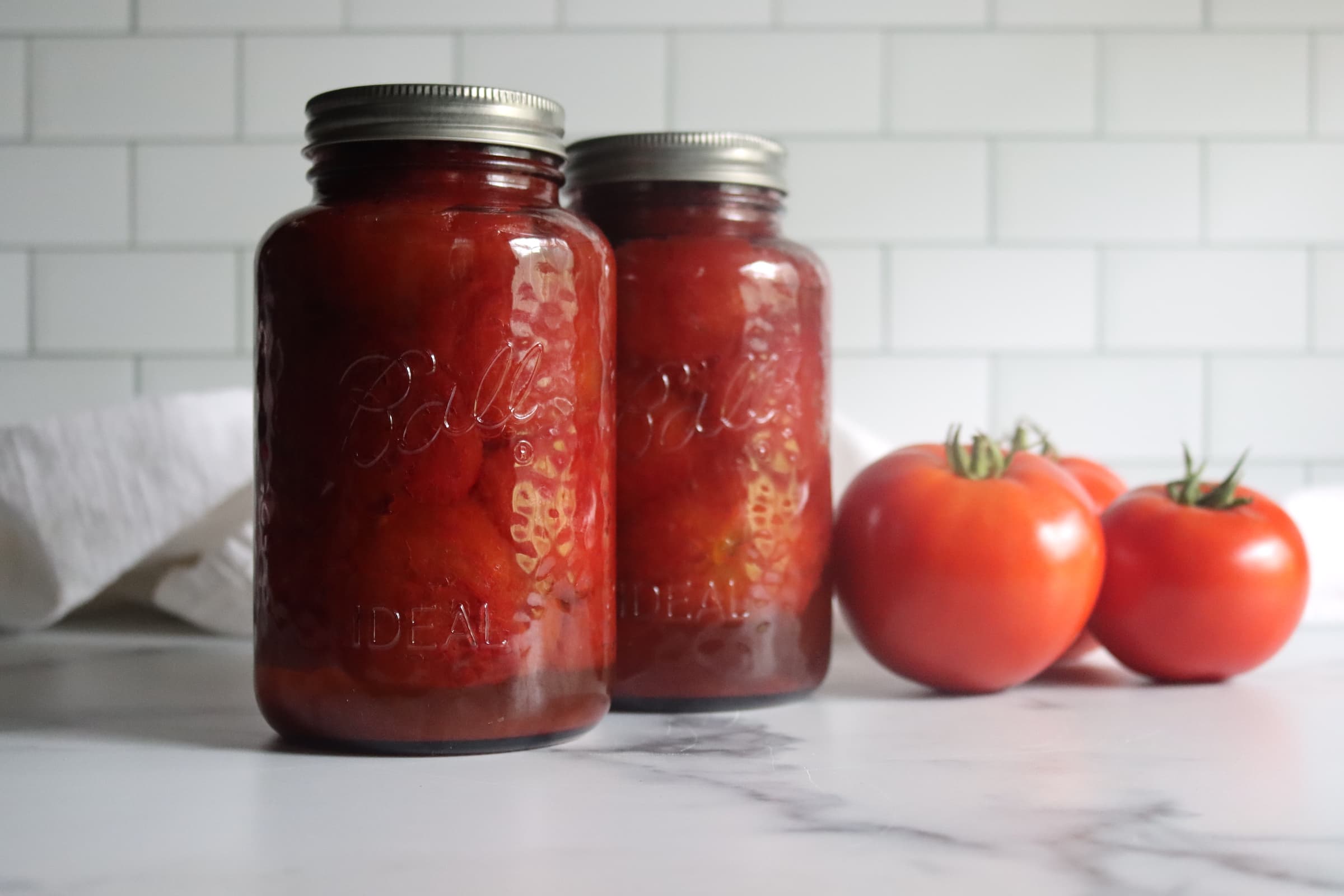 Canning Tomatoes in Wine