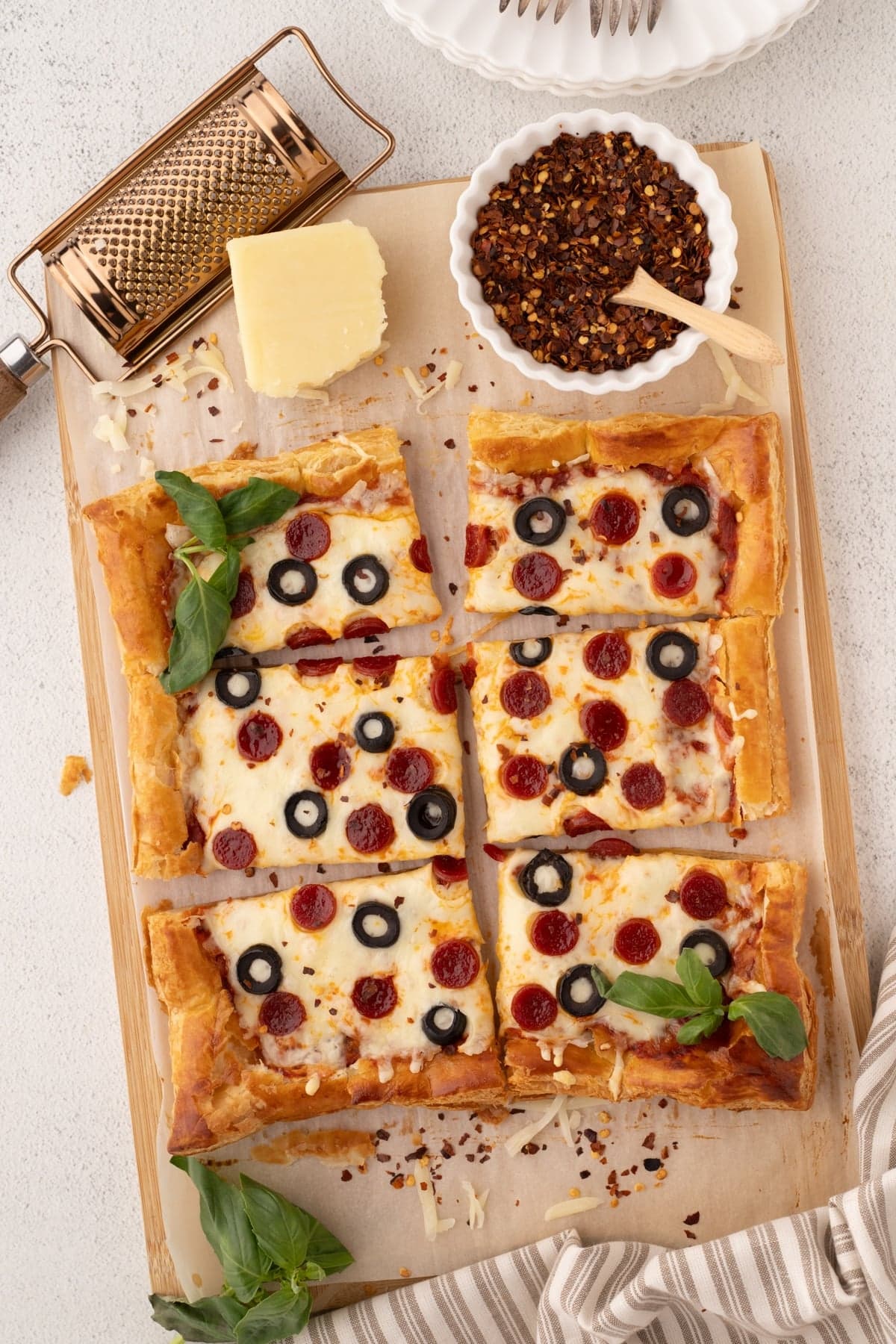 Puff Pastry Pizza (Easy Dinner Idea!)