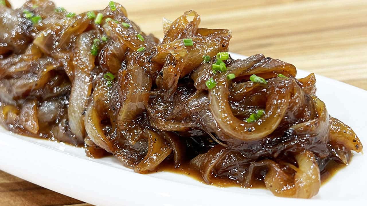 How to Make Caramelized Onions