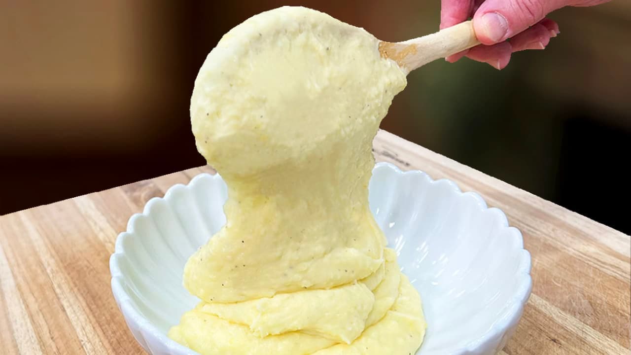Cheesy Aligot Mashed Potatoes