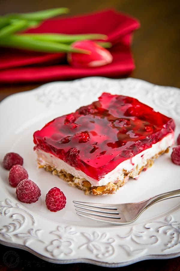 Raspberry Pretzel Jello