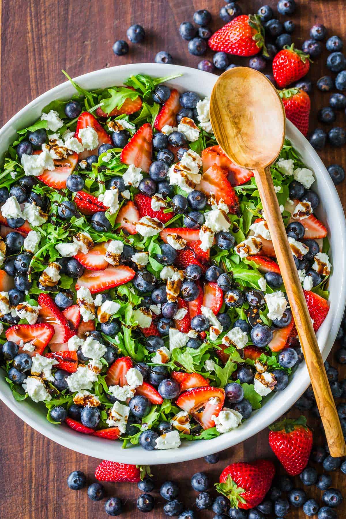 Arugula Salad with Berries