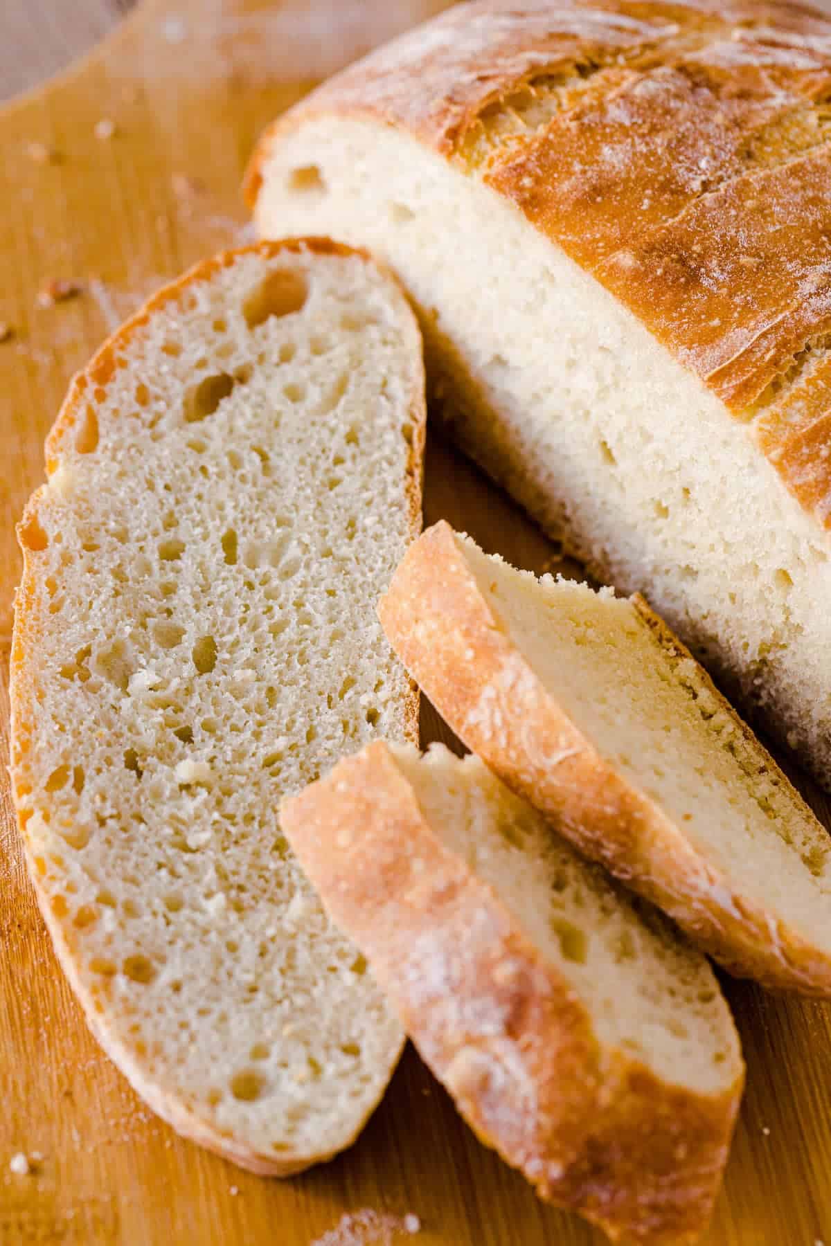No-Knead Bread Recipe (Easy Artisan Bread)