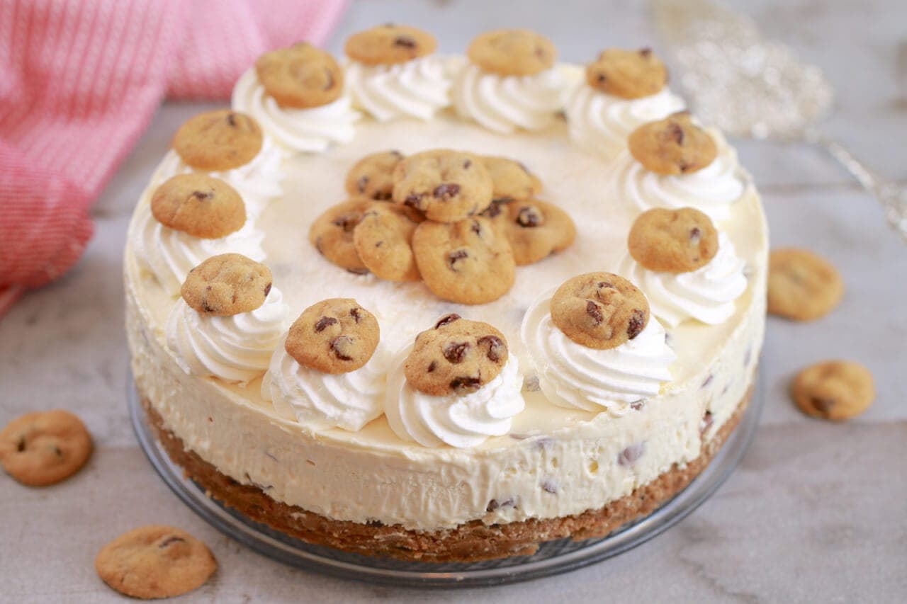 Chocolate Chip Cookie Cheesecake