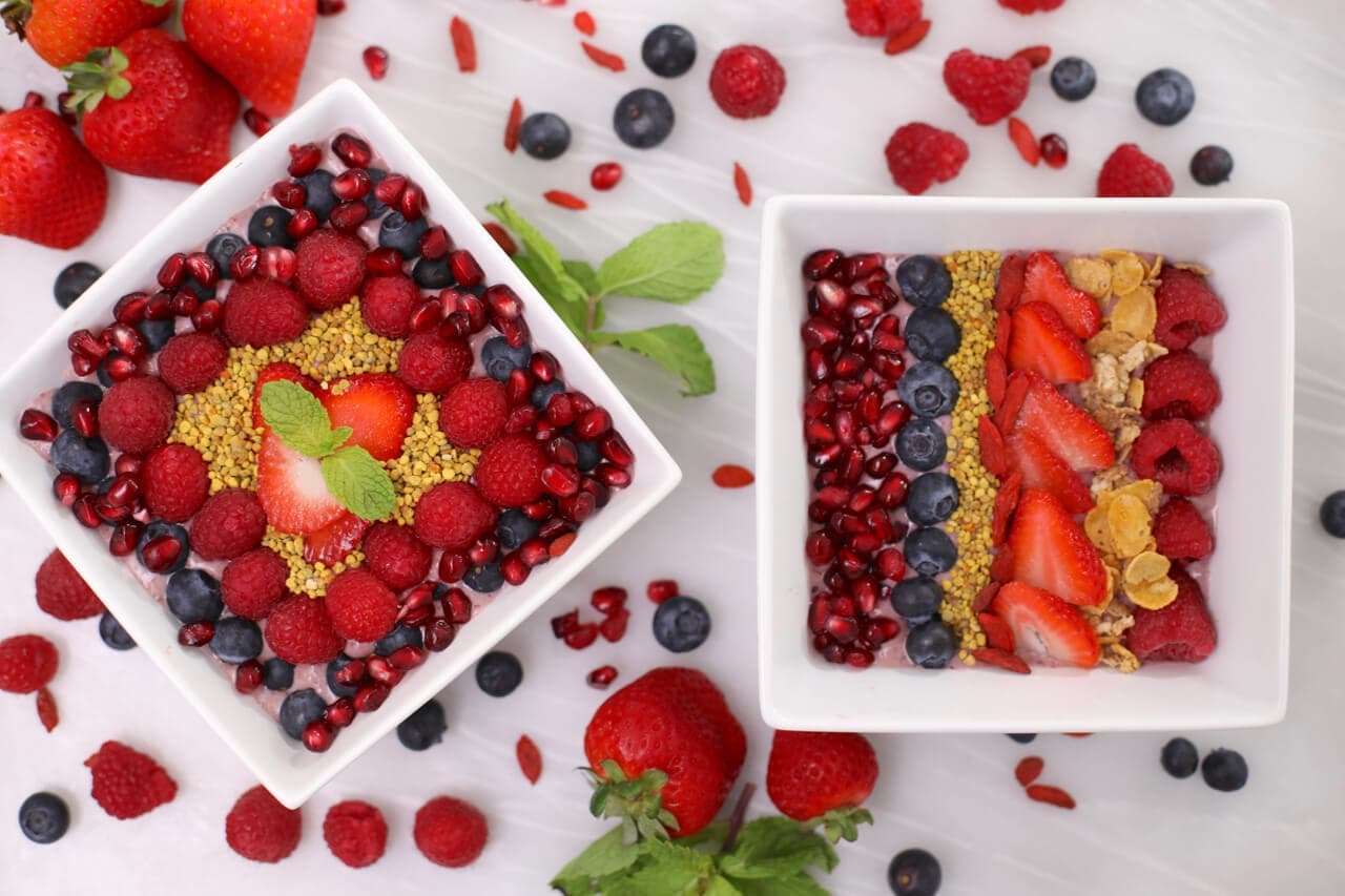 Berries & Cream Smoothie Bowl