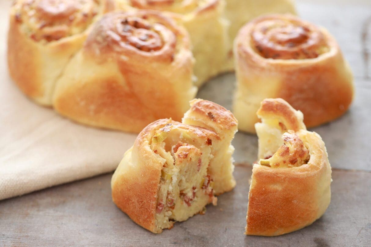 Crazy Dough Stuffed Bread Recipe (Bacon, Scallion and Cream Cheese)