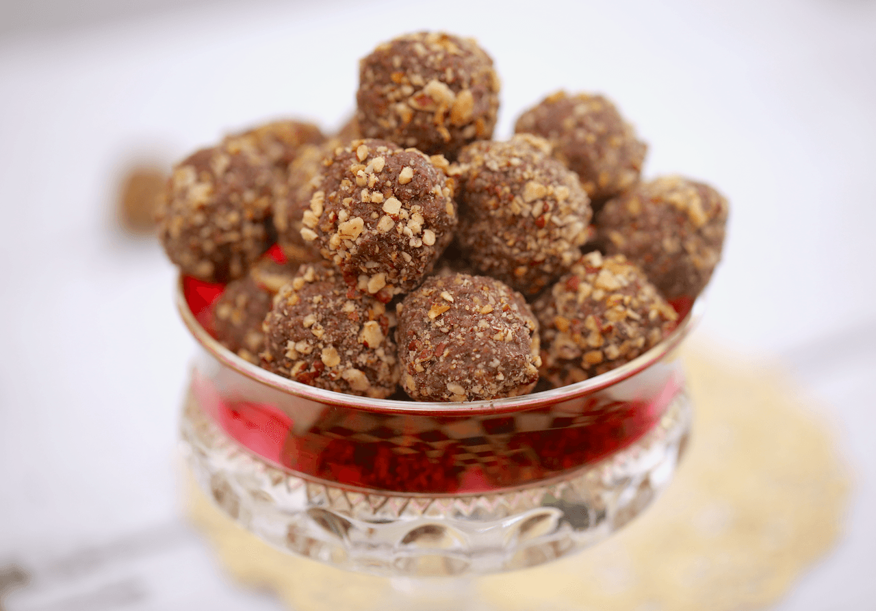 No-Bake Classic Rum Ball Cookies Recipe