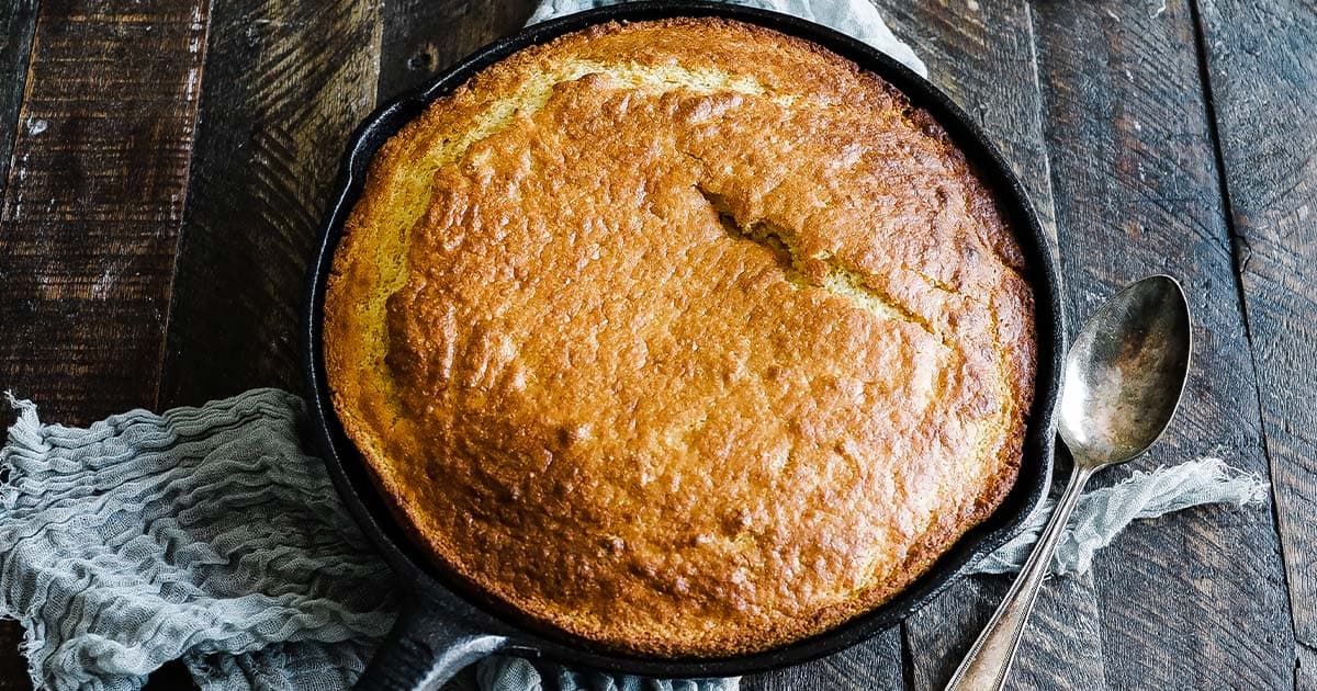 Easy Homemade Cornbread Recipe