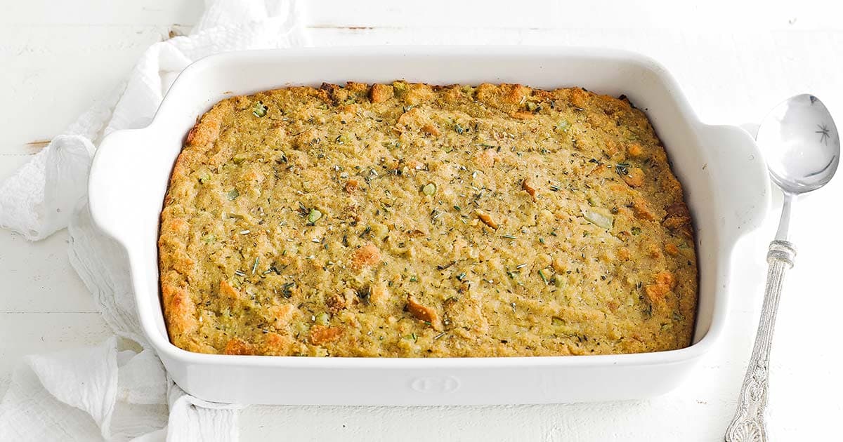 Homemade Cornbread Dressing Recipe