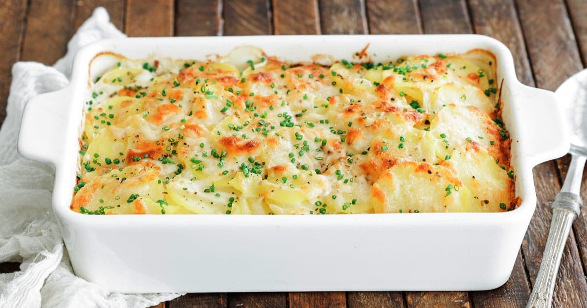 Italian Scalloped Potatoes (Patate alla savoiarda)