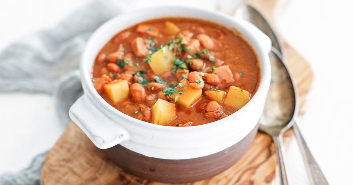 Habichuelas Guisadas Recipe (Puerto Rican Beans)