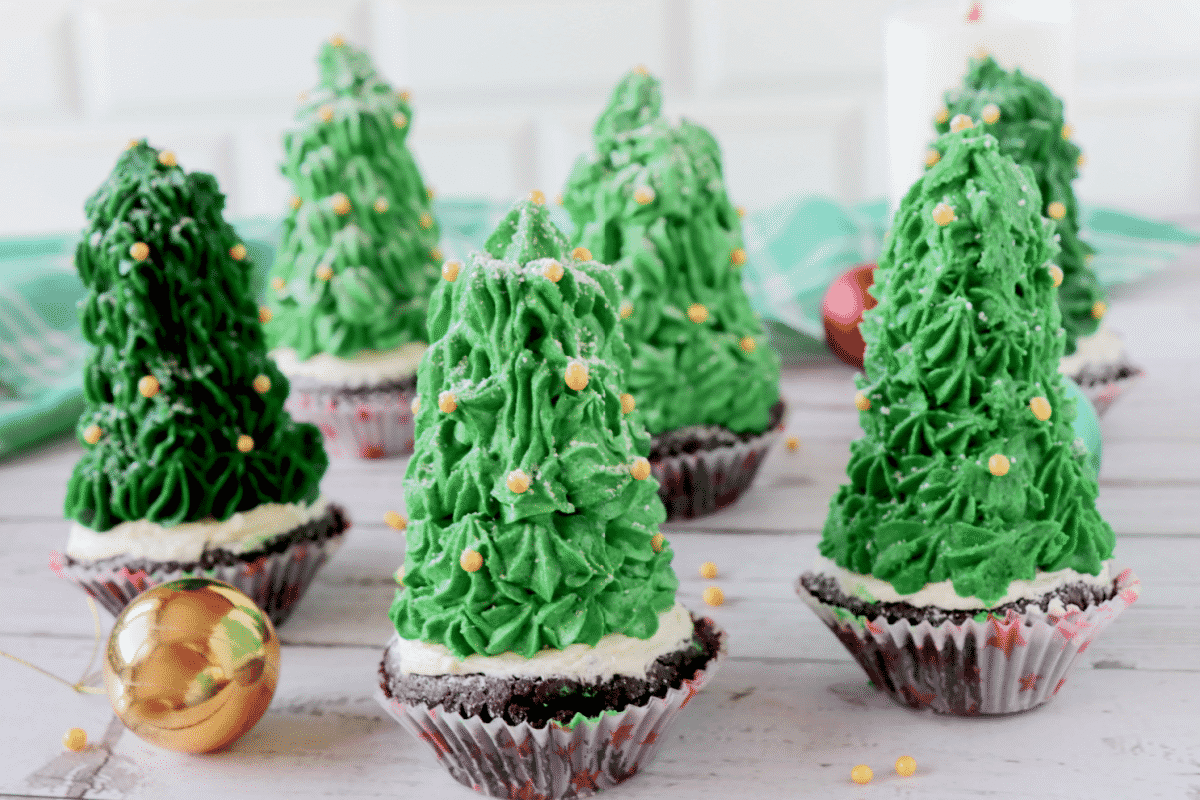 Christmas Tree Cupcakes