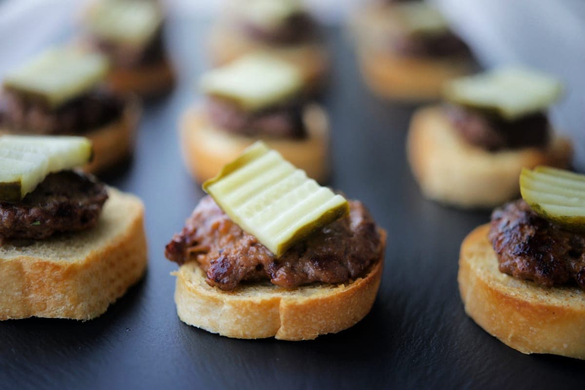 Cheeseburger Crostini
