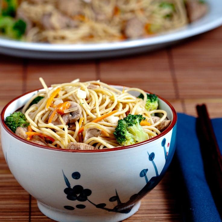 Chicken Chow Mein with Vegetables