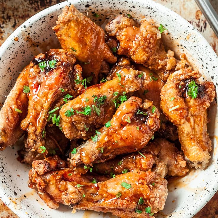 Honey Sriracha Buffalo Chicken Wings (Crispy Baked!)