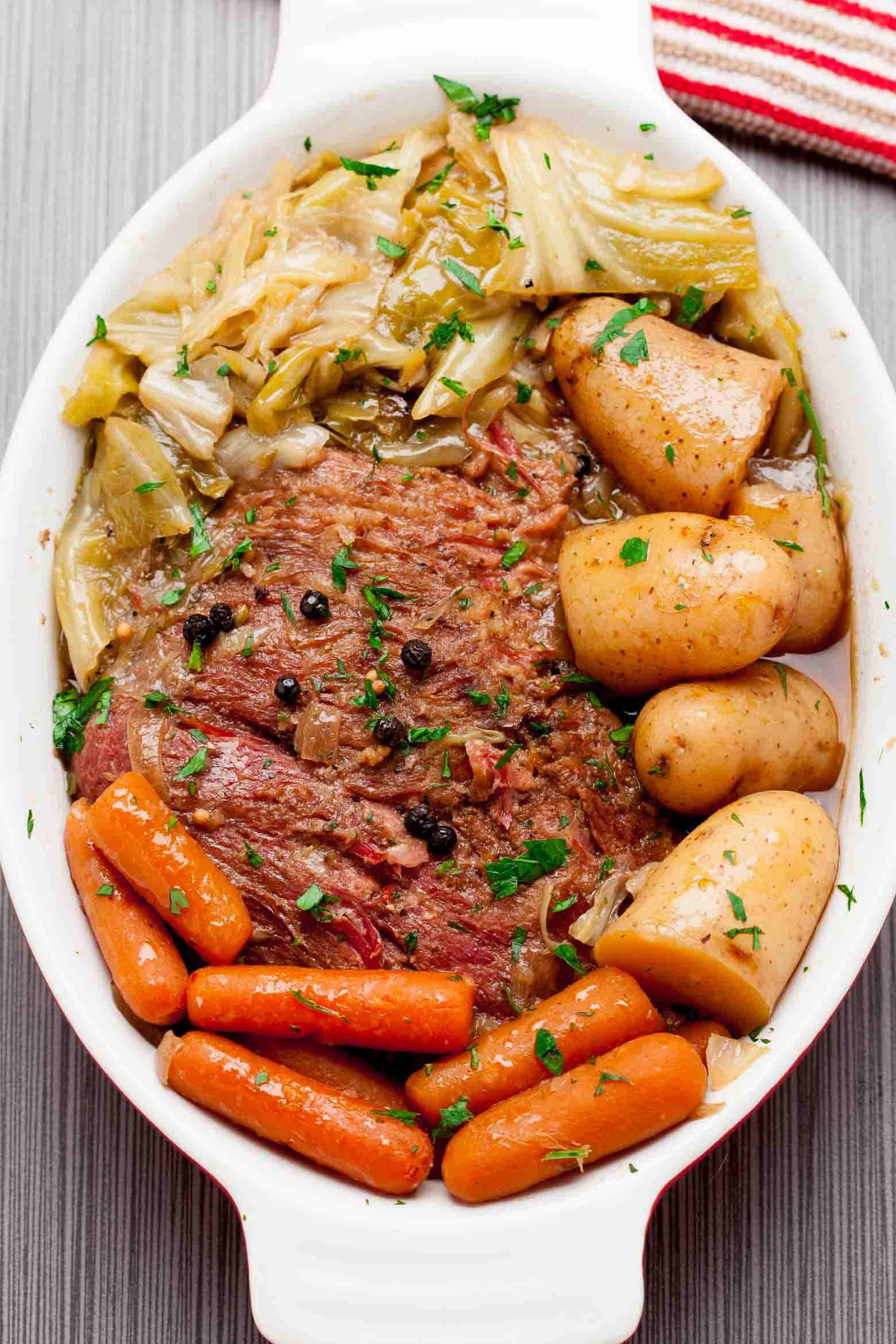 Slow Cooker Corned Beef and Cabbage