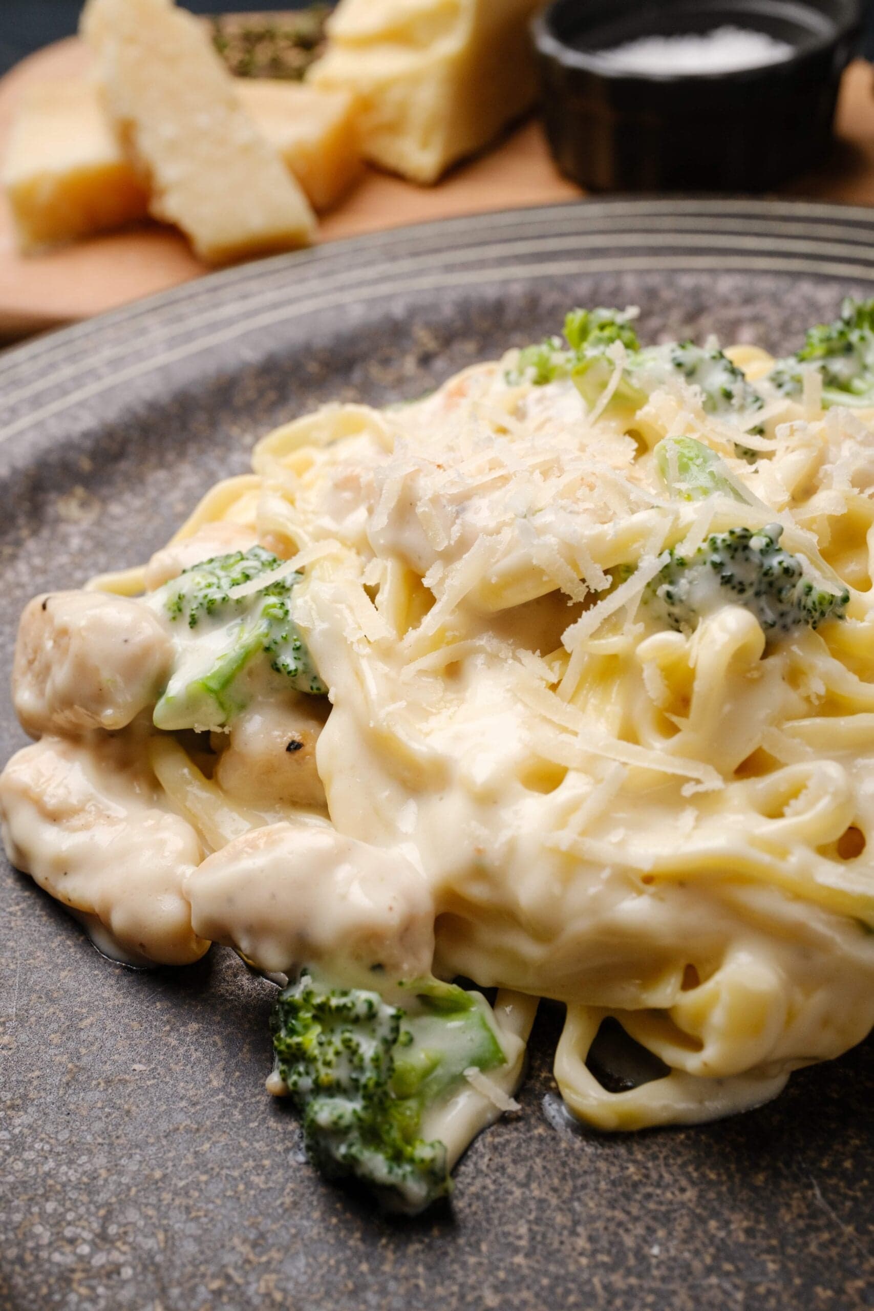 Chicken Fettuccini Alfredo with Broccoli