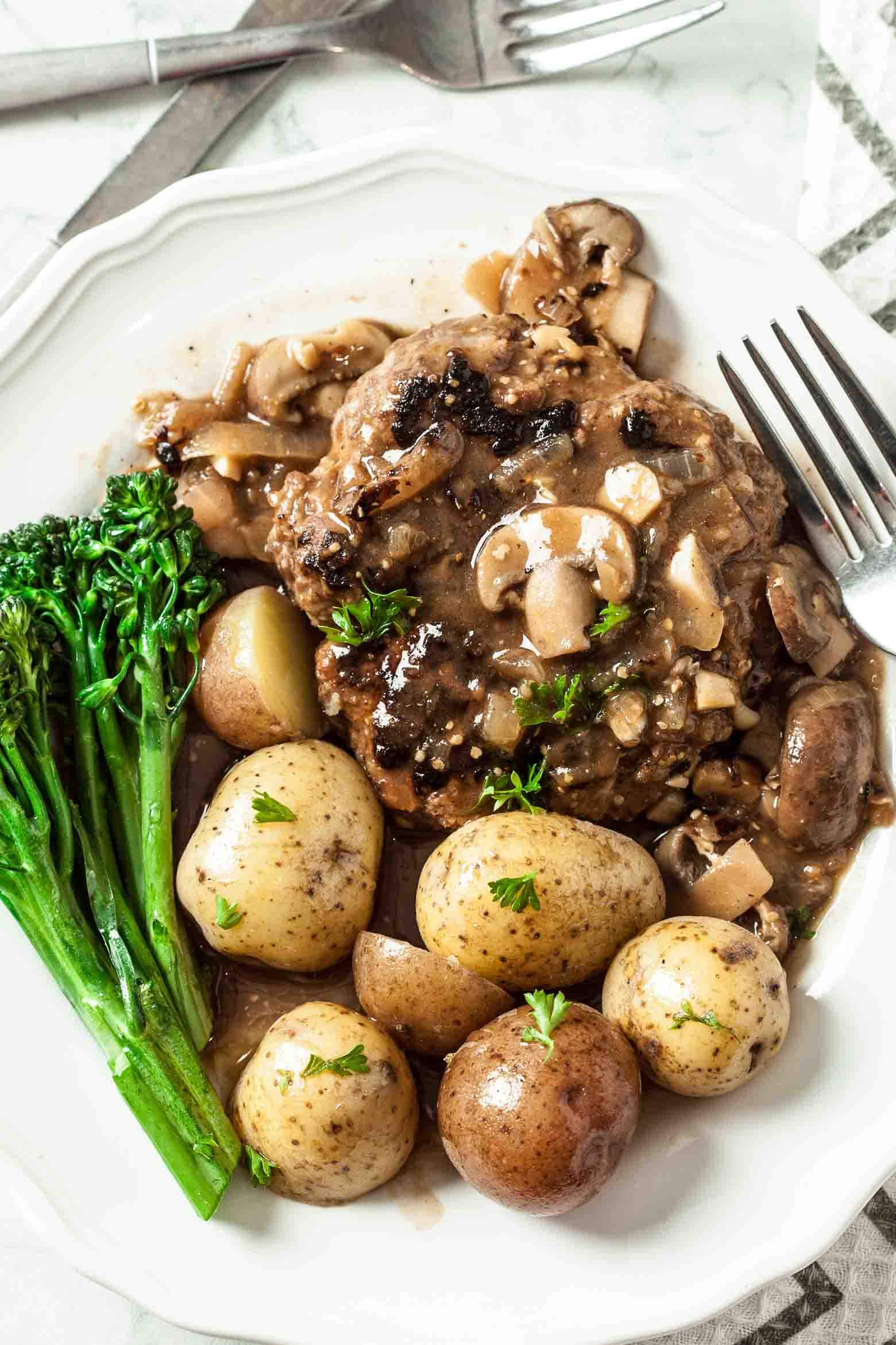 Easy Salisbury Steak with Mushroom Gravy