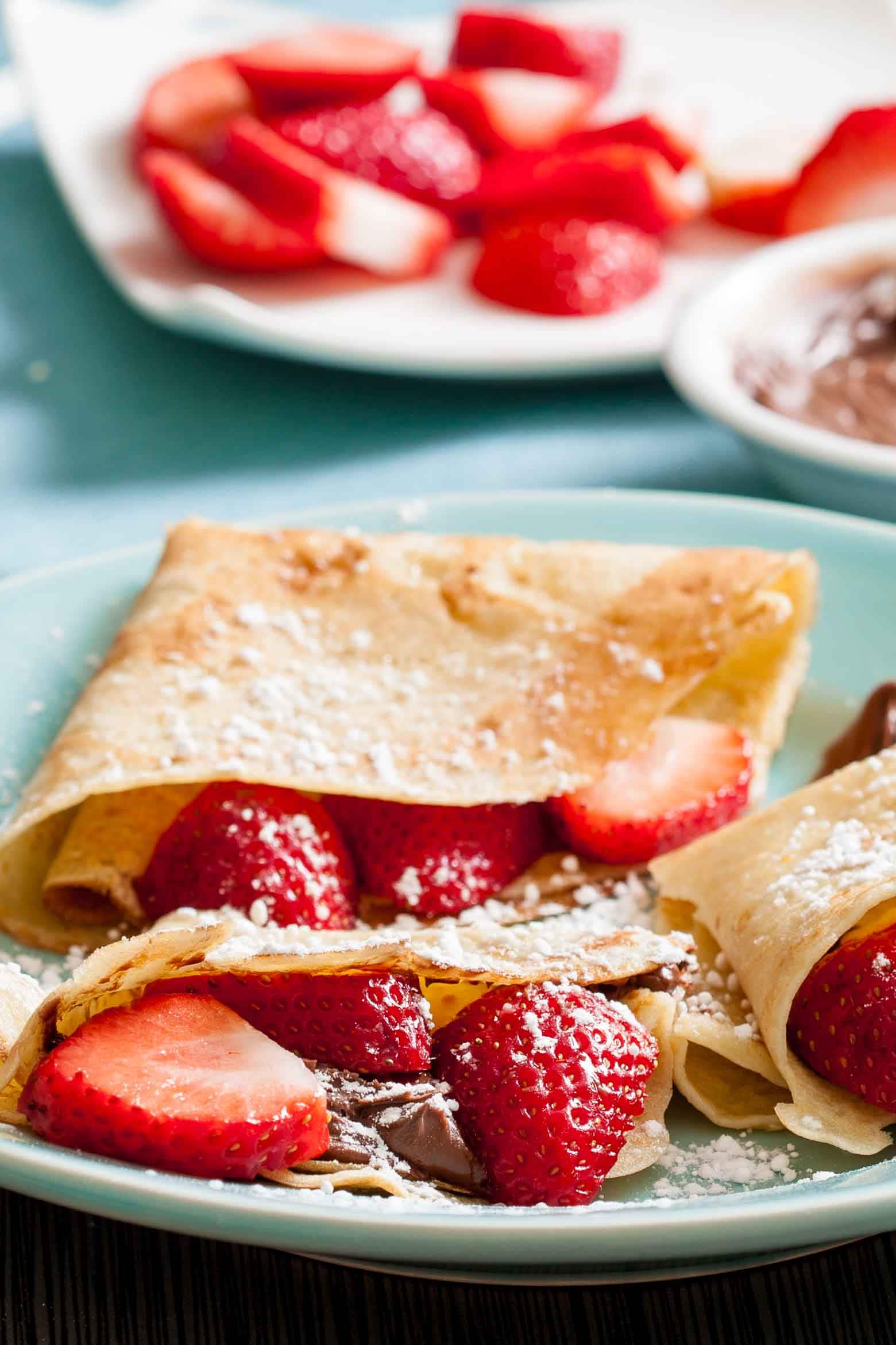 Easy Crepes Recipe (Sweet Crepes)