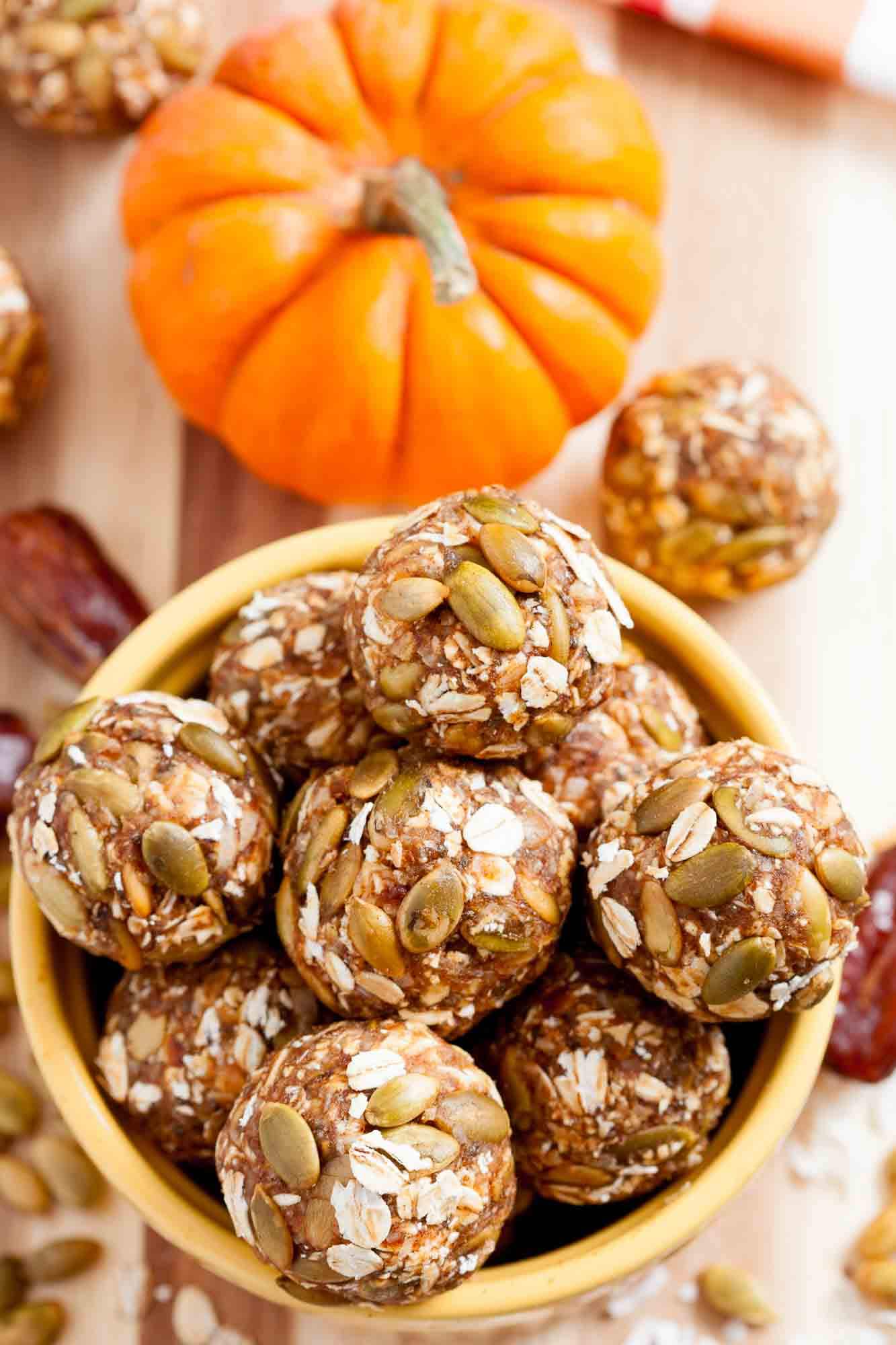 Pumpkin Energy Balls (No Bake)