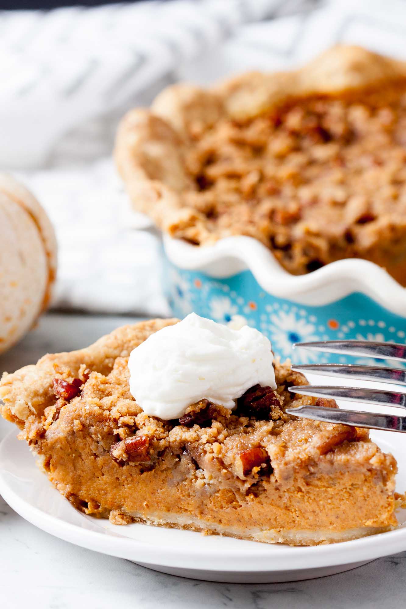Pumpkin Pie with Streusel Topping