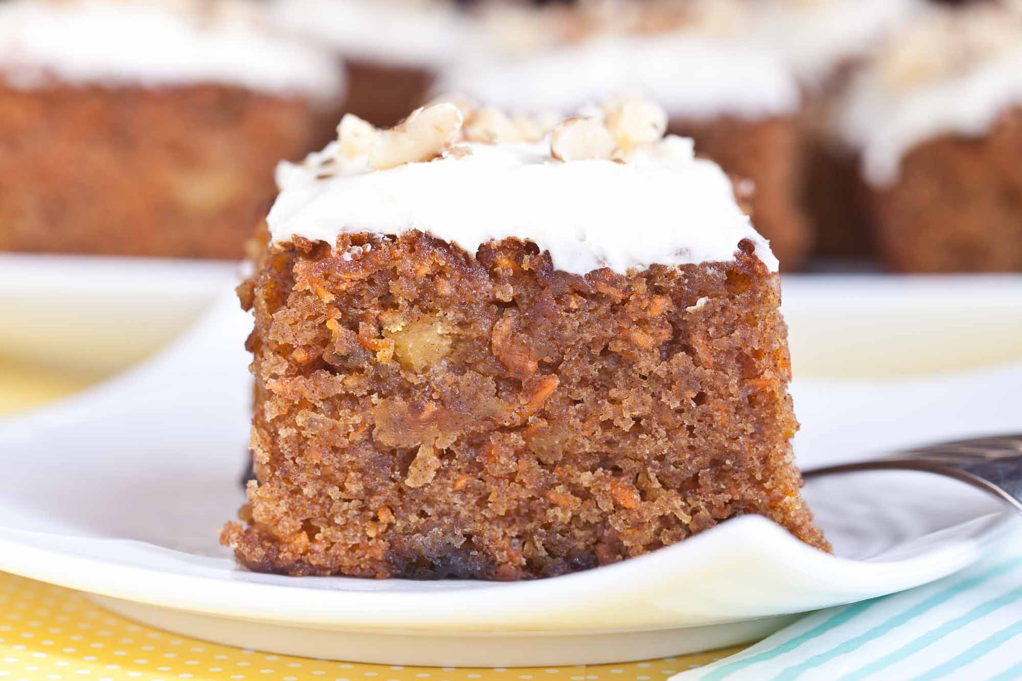 Super Easy Carrot Cake