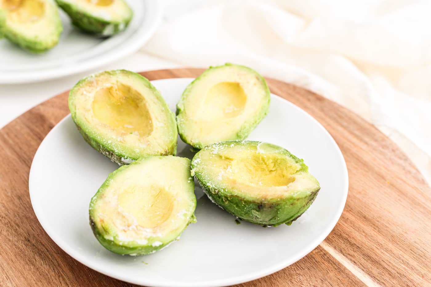 How to Freeze Ripe Avocados (Whole or Sliced)