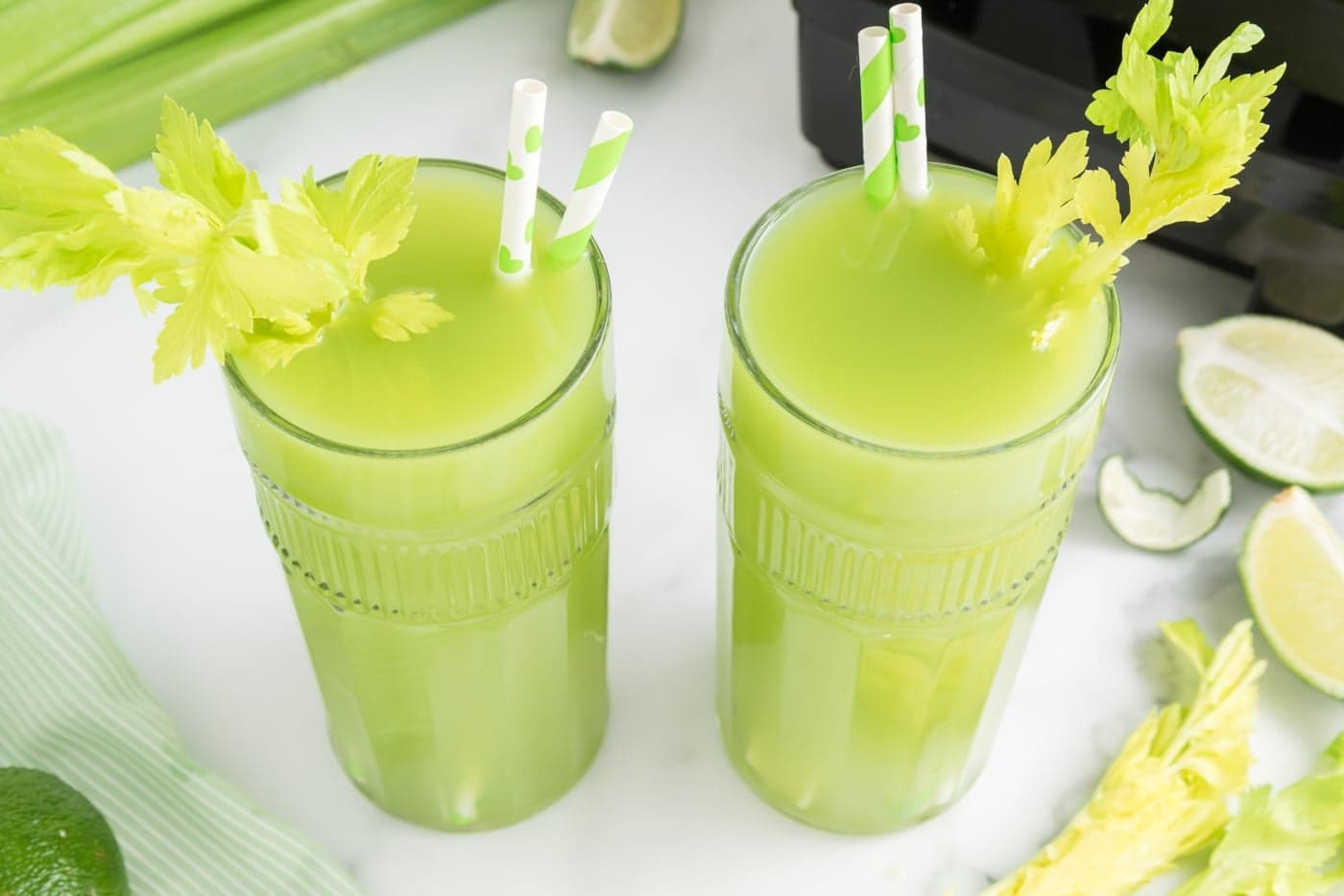 Celery Juice Recipe (Juicer or Blender)