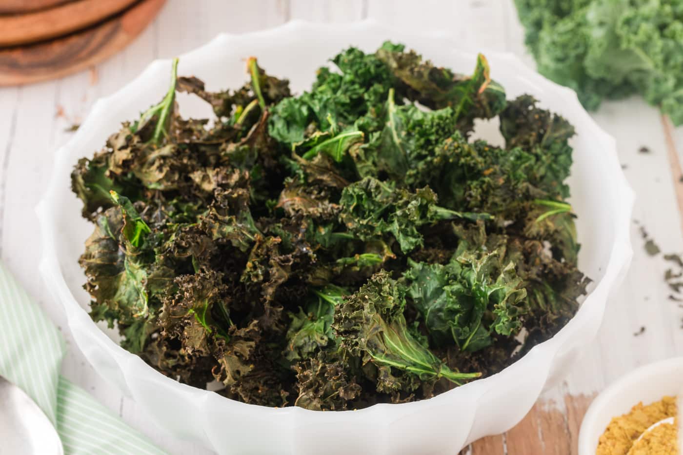 Air Fryer Kale Chips With Nutritional Yeast