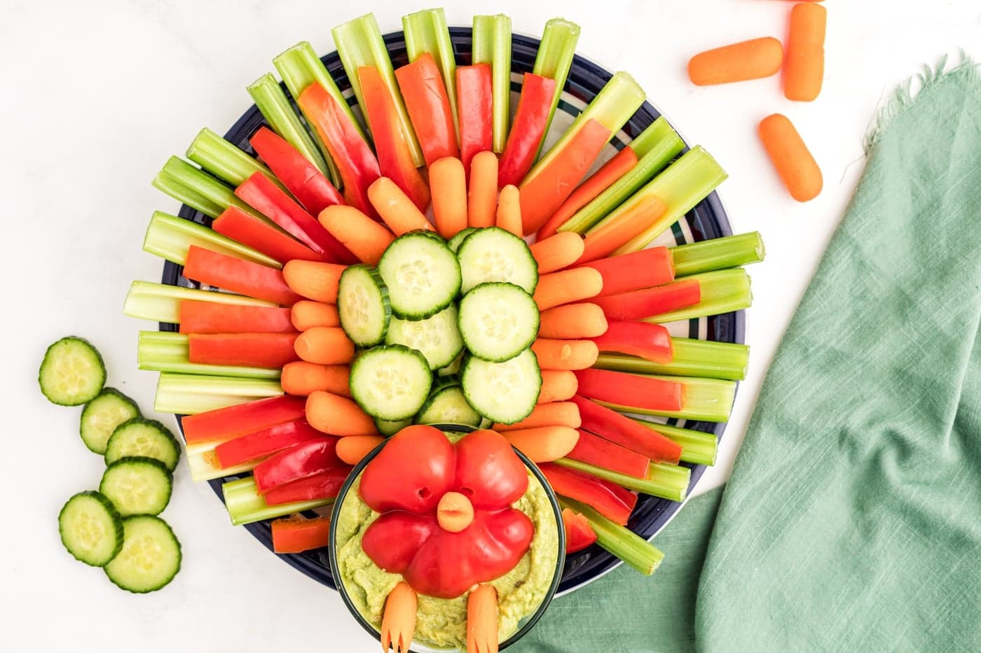 Turkey-Shaped Veggie Tray Recipe