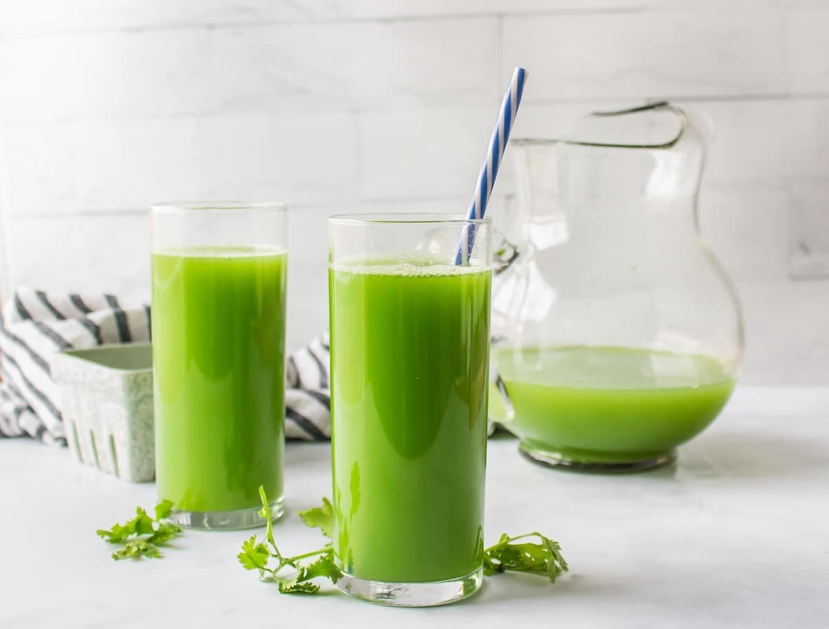 Cilantro Juice Recipe (Juicer or Blender)
