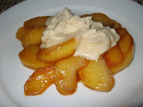 Caramelized Apple with Maple Mascarpone