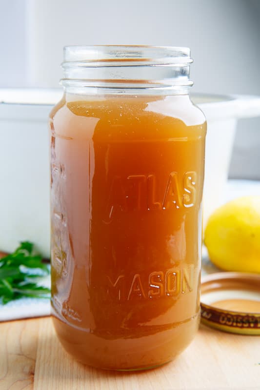 Easy Homemade Chicken Stock