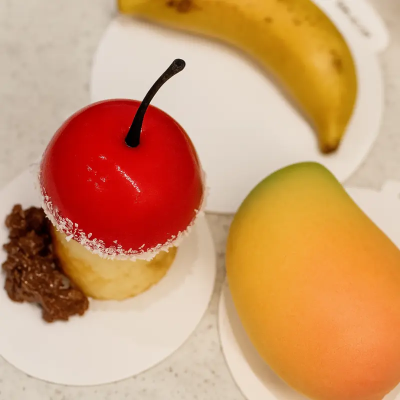 Apple-Shaped Mirror Glaze Mousse