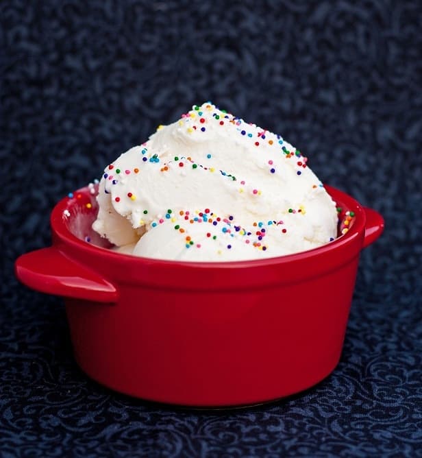 Cold Stone Creamery Sweet Cream Ice Cream – make it at home!