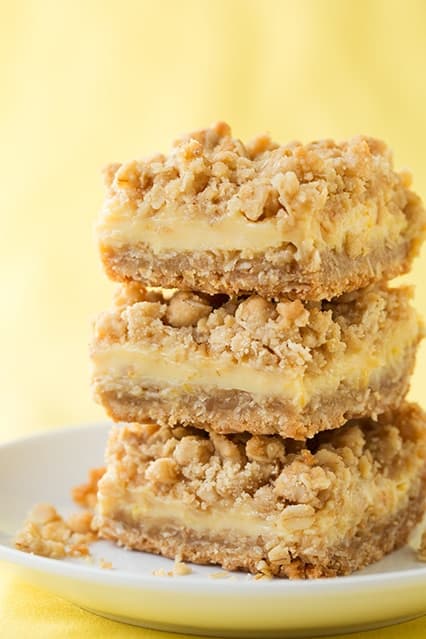 Lemon Creme Crumb Bars