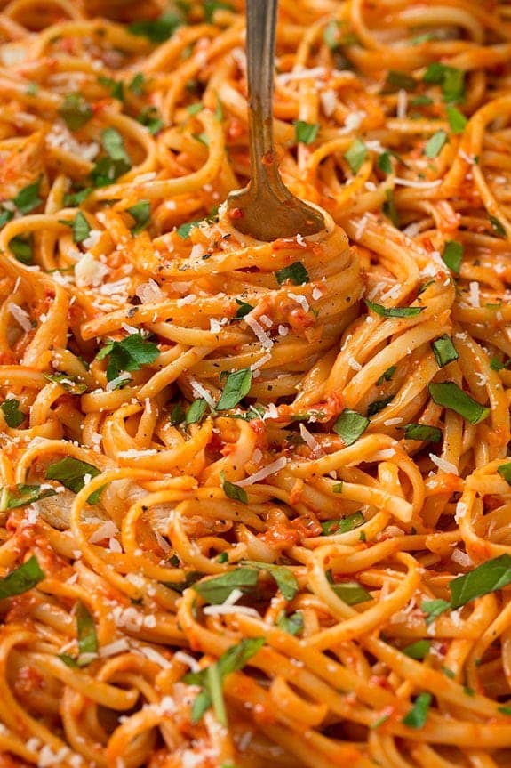 Creamy Roasted Red Pepper Pasta