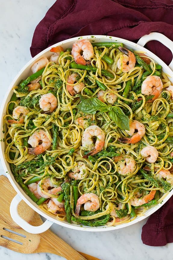 Shrimp Pesto Pasta with Asparagus