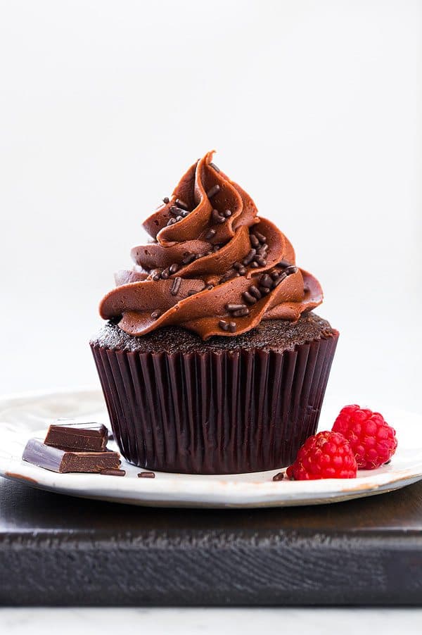 Chocolate Cupcakes with Chocolate Buttercream Frosting
