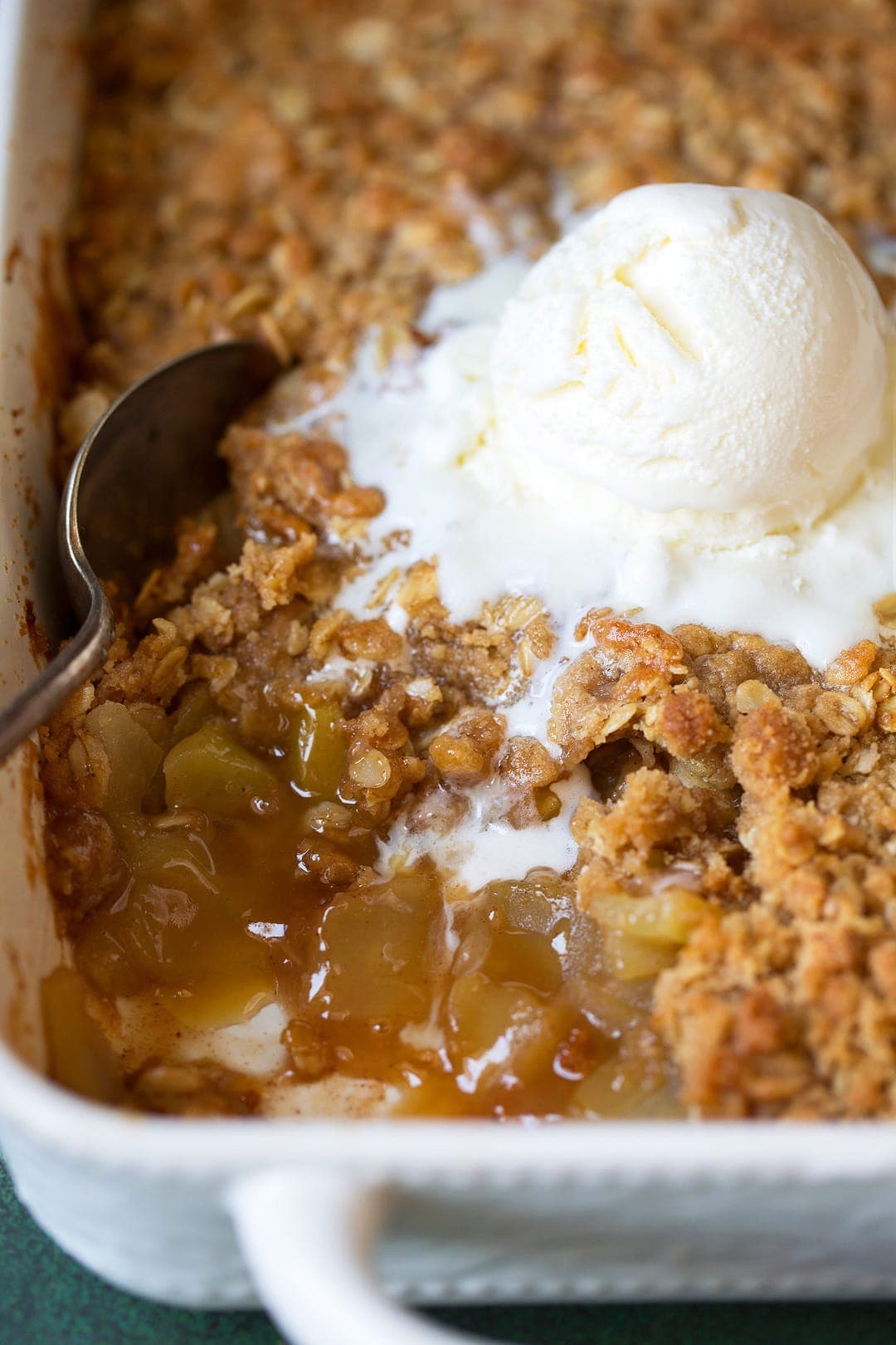 Easy Apple Crisp Recipe