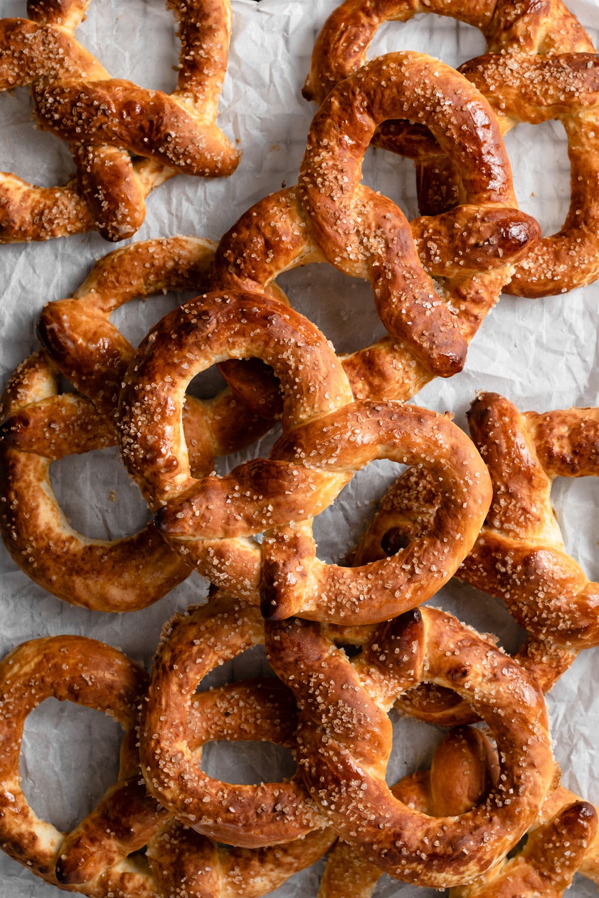 Homemade Soft Pretzels (Copycat Auntie Anne's Pretzel Recipe)