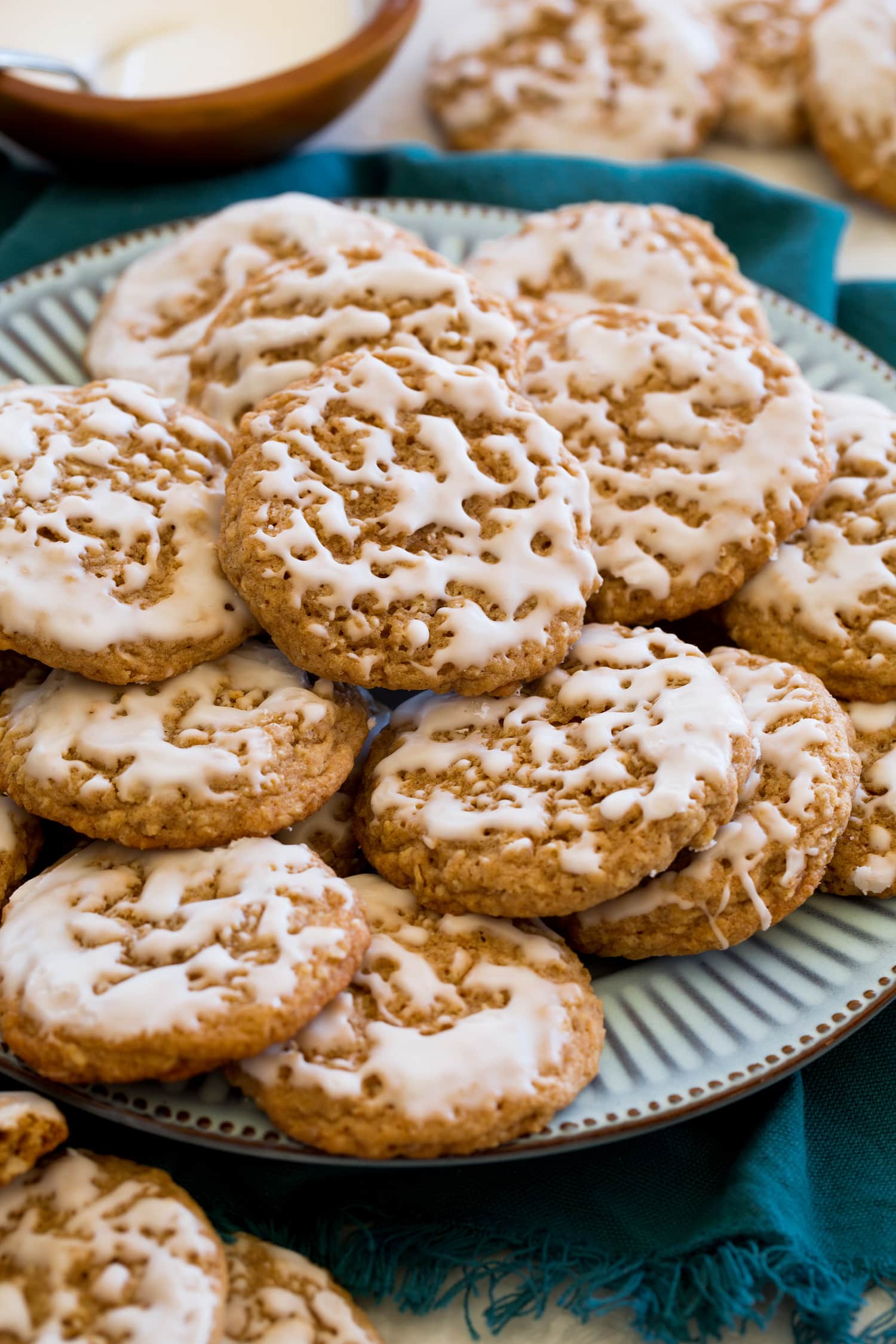 Iced Oatmeal Cookies