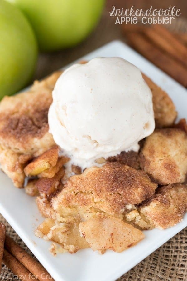 Snickerdoodle Apple Cobbler