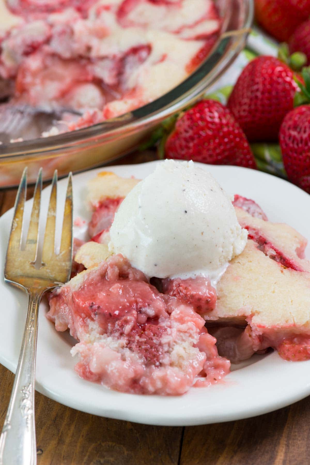 Easy Strawberry Cobbler Recipe
